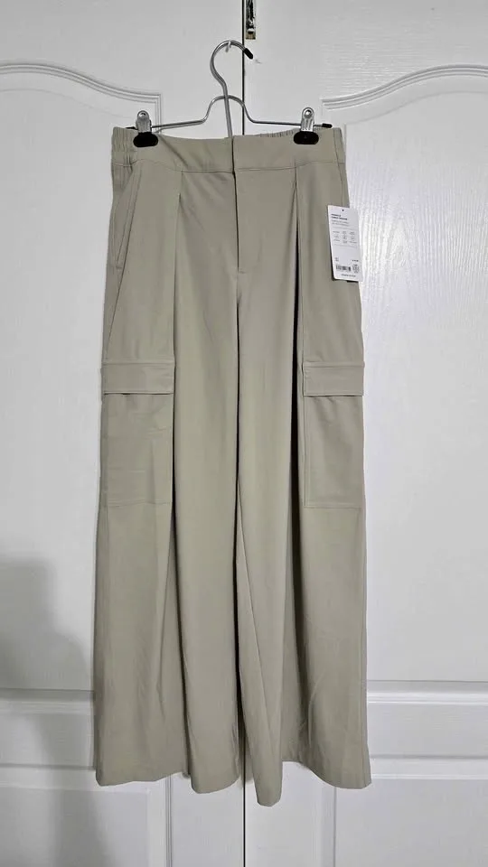 Athleta Pinnacle Cargo Trouser - NWT