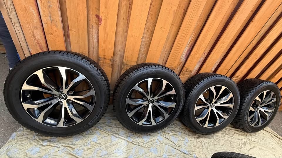 225/60R18 Lexus NX original winter package - photo 2