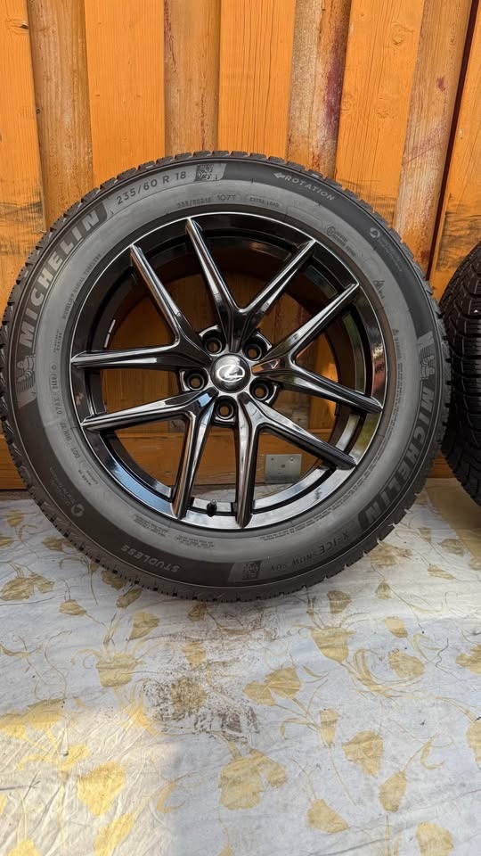 235/60R18 Lexus NX Fsport 2025 winter package Michelin tires - photo 4