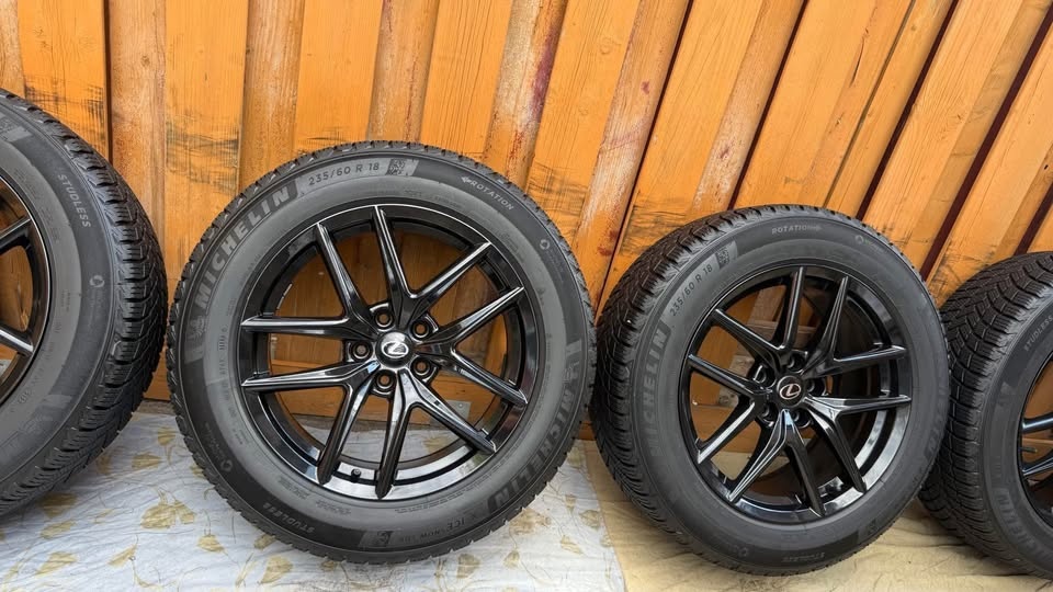 235/60R18 Lexus NX Fsport 2025 winter package Michelin tires - photo 5