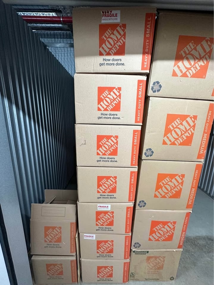 One small heavy-duty moving box, The Home Depot - photo 2