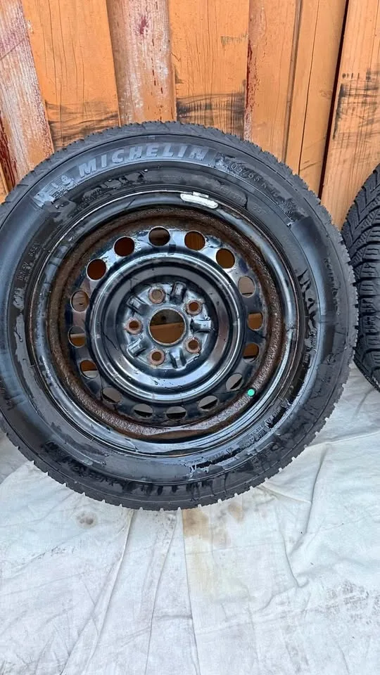 205/65R16 Michelin winter tires steel rims Toyota Camry winter p