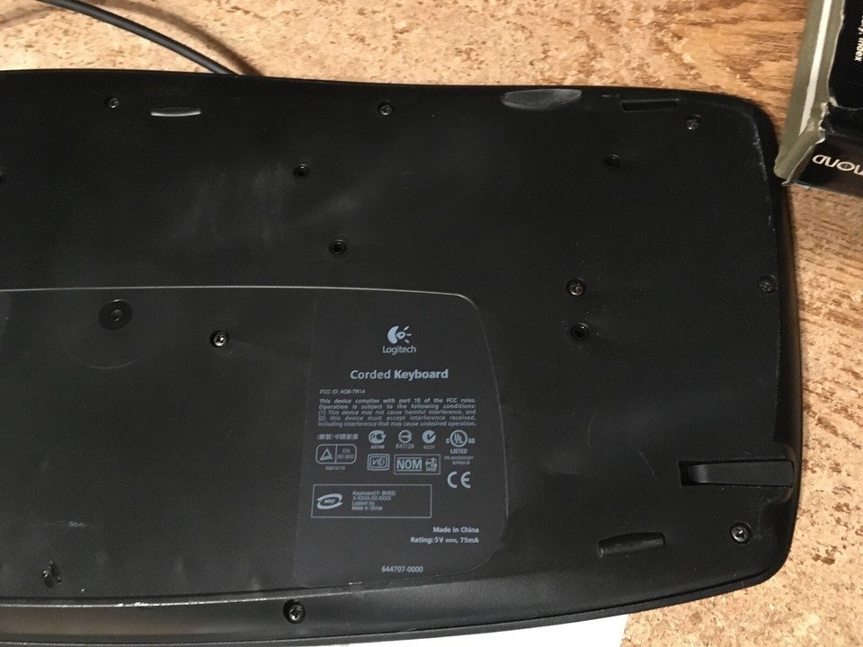 LOGITECH CORDED KEYBOARD MODEL # Y-BH52 WORKING - photo 5