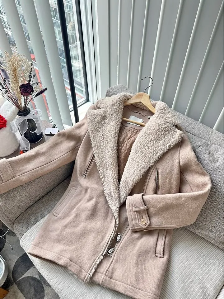 Aritzia Wilfred Free Women’s Wool winter coat