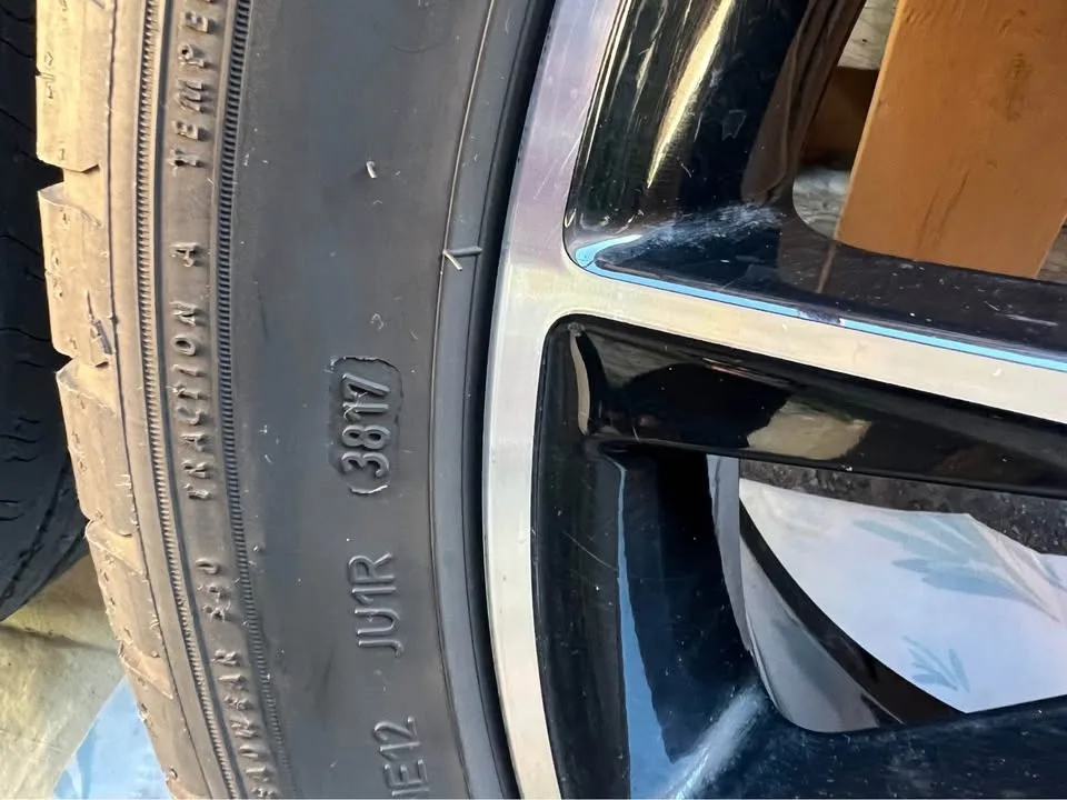 Mercedes-Benz S class 20 inch luxurious original rims staggered image indicator(7)