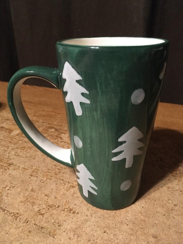 VINTAGE DESIGNPAC CERAMIC TALL 6" COFFEE MUG GREEN TREES CHRISTM - photo 3
