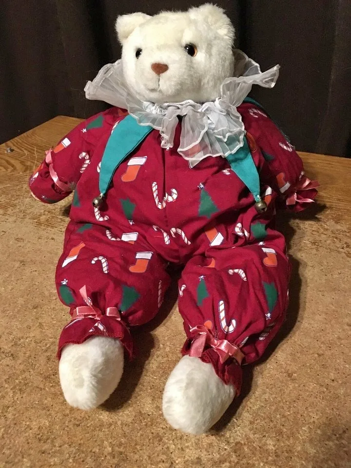 VINTAGE PLUSH CREATIONS INC 1990 WHITE BEAR JESTER