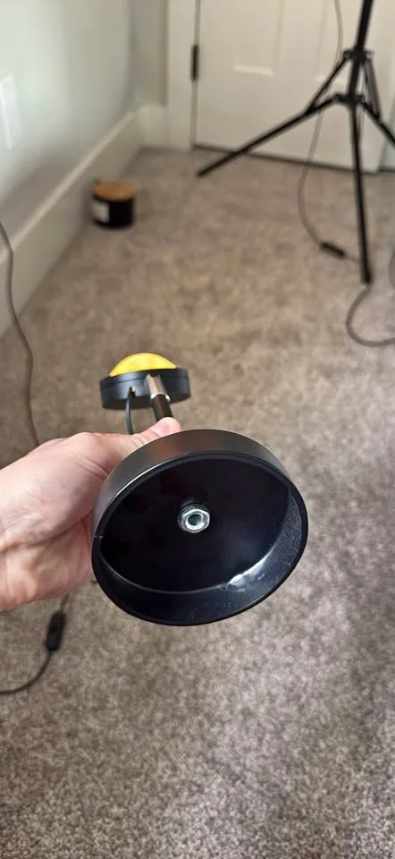 Portable colourful oval light