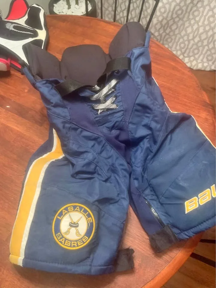 youth medium Bauer LaSalle travel pants