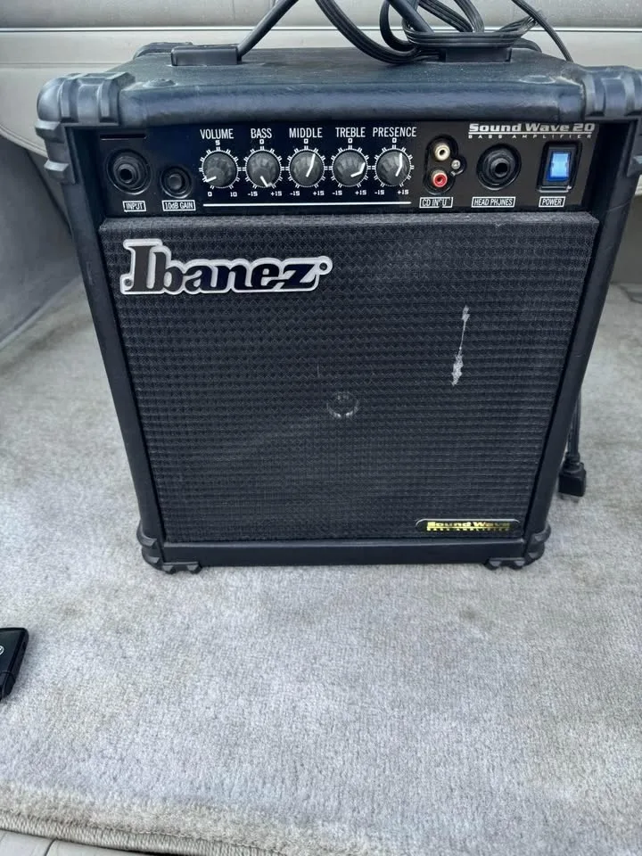 Ibanez SW 20 Sound wave 20 Bass Guitar Amplifier image indicator(2)