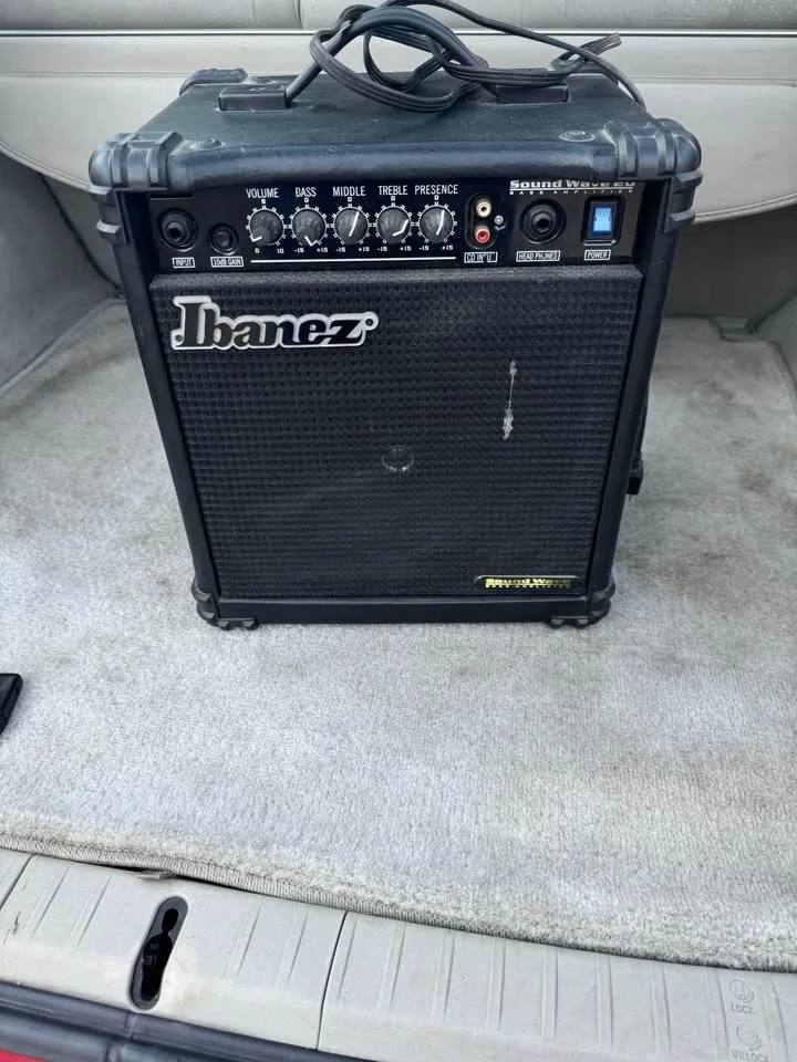 Ibanez SW 20 Sound wave 20 Bass Guitar Amplifier image indicator(3)