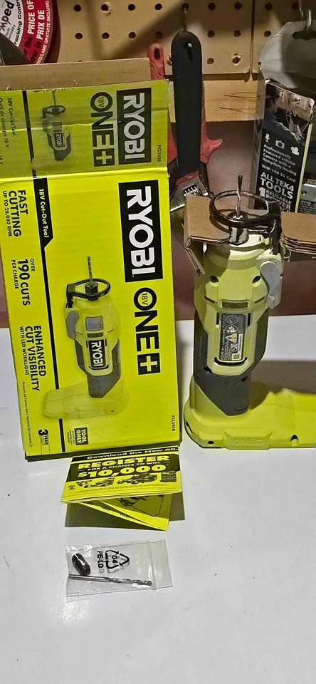 Ryobi 18V Cut Out Tool cordless