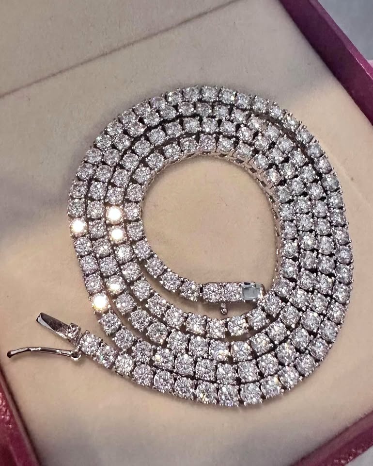Brand new free test full diamond tennis necklace,cultivated,