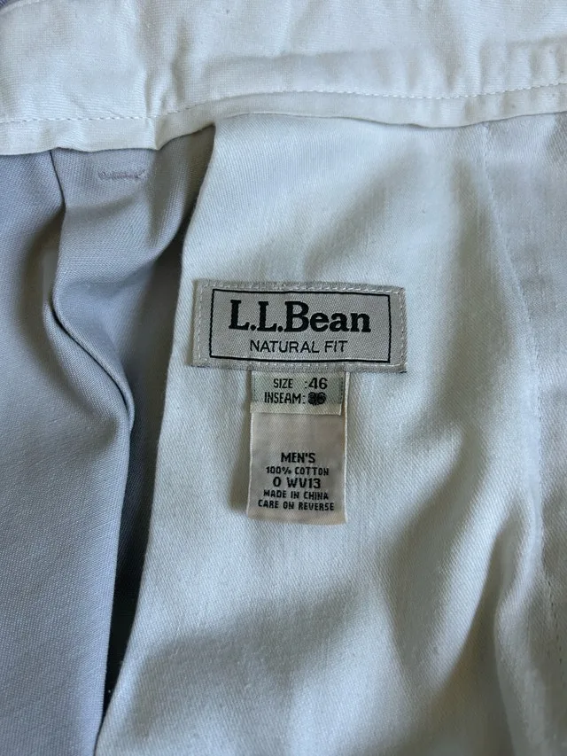 L.L. Bean Men's Wrinkle-Free Chinos image indicator(3)