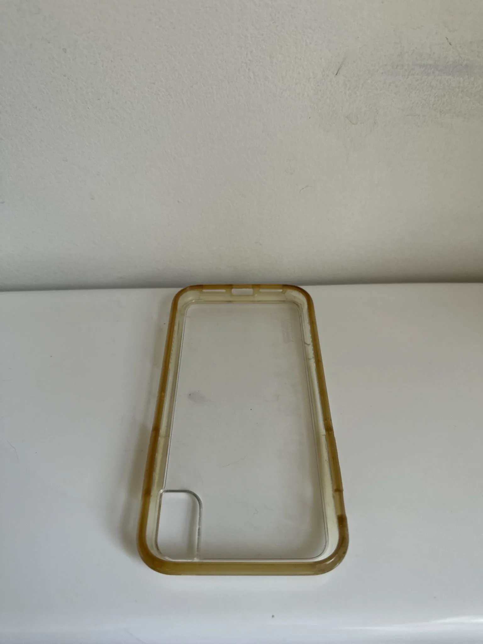 Pelican iPhone XR Case, Clear, #Cleanout image indicator(4)