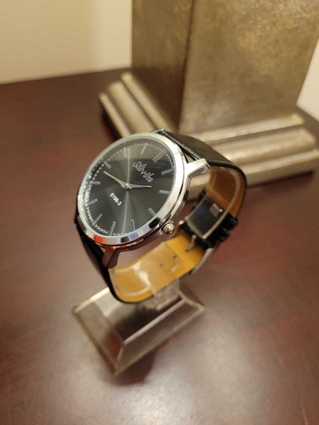 Brand New Black and Silver Unisex Watch - photo 3