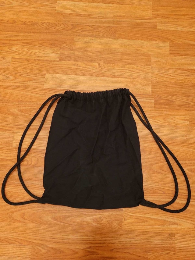 Black Drawstring Backpack with Musical Note Design - photo 3