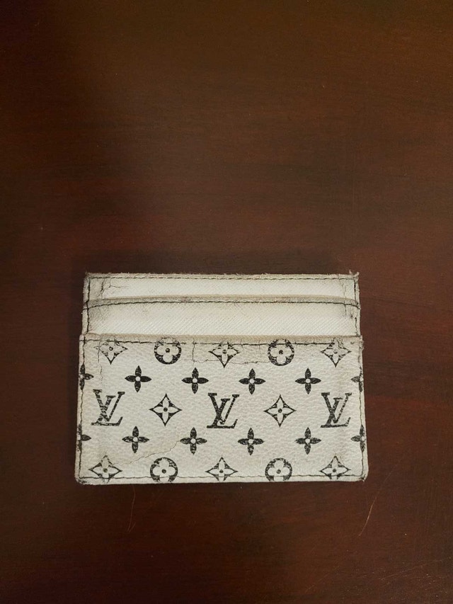 Used Louis Vuitton Monogram Card Holder - photo 2