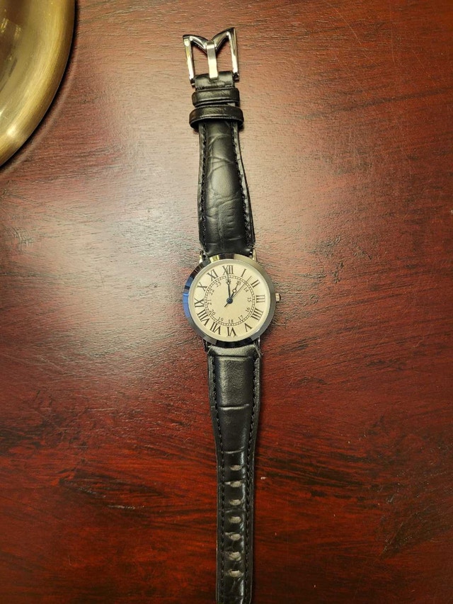 Brand new Women's Black Roman Dial fashion watch - photo 4