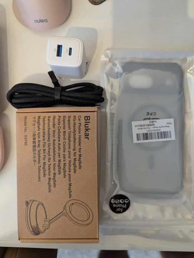 Google Pixel 8A BNIB with accessories (unlocked) image indicator(3)