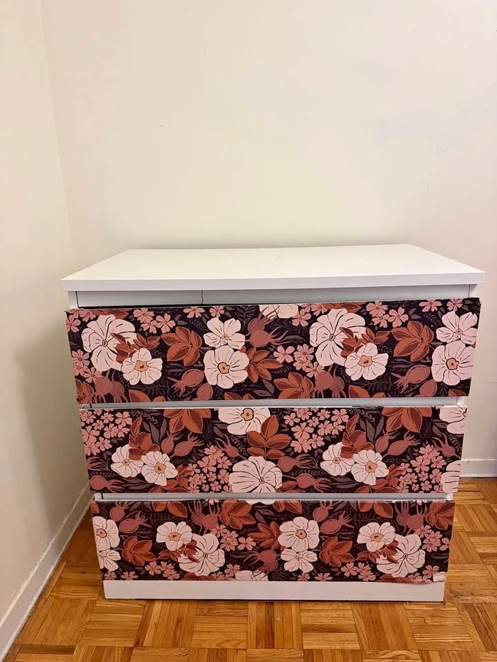 🌸 3-Drawer Dresser – Floral Wrapped (Removable)