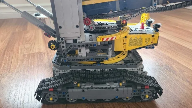 Lego Bucket Wheel Excavator (42055) image indicator(3)