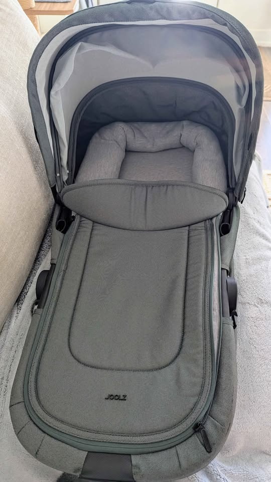 Joolz Aer/Aer+ Bassinet - Like New - photo 5