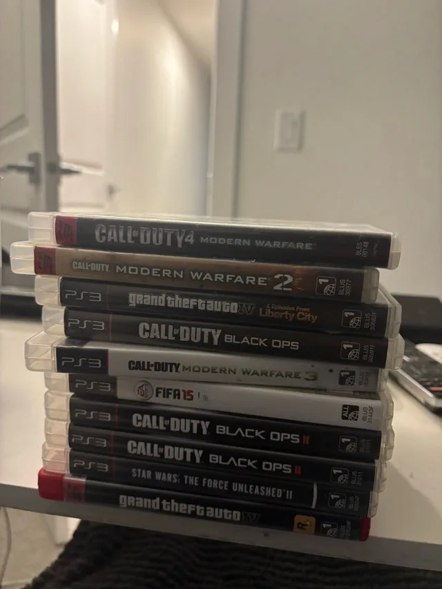 Video Game Collection for sale image indicator(3)