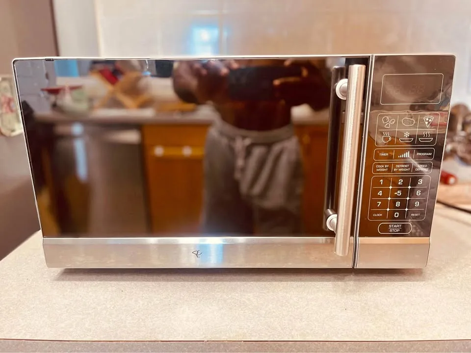 elegant PC large Microwave. Moving sales. thumbnail