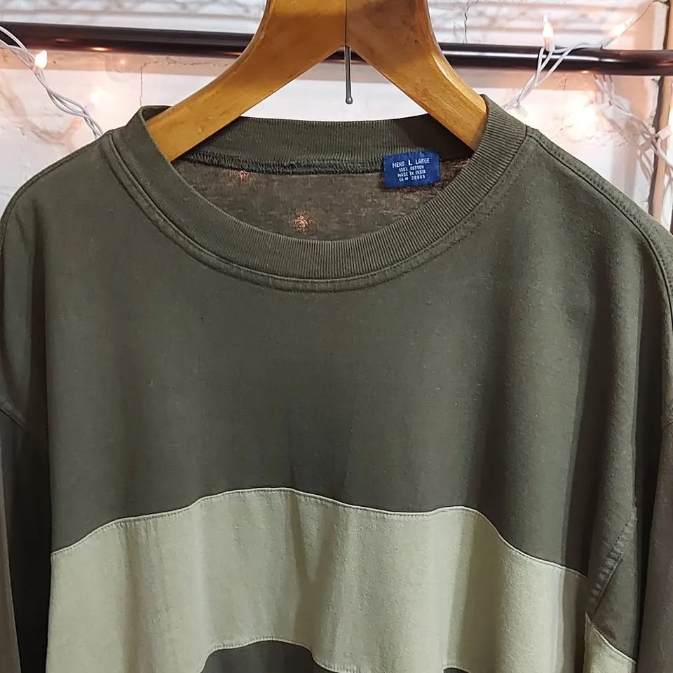 Men's size large 100% cotton long sleeve shirt image indicator(2)