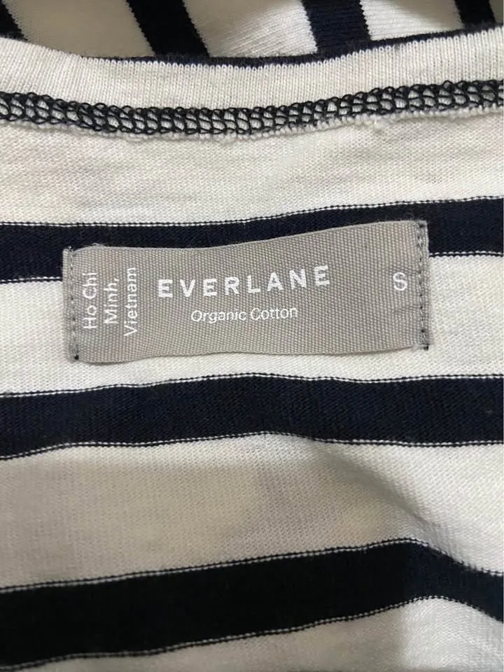 Everlane The Mariner Tee - Black / White image indicator(6)