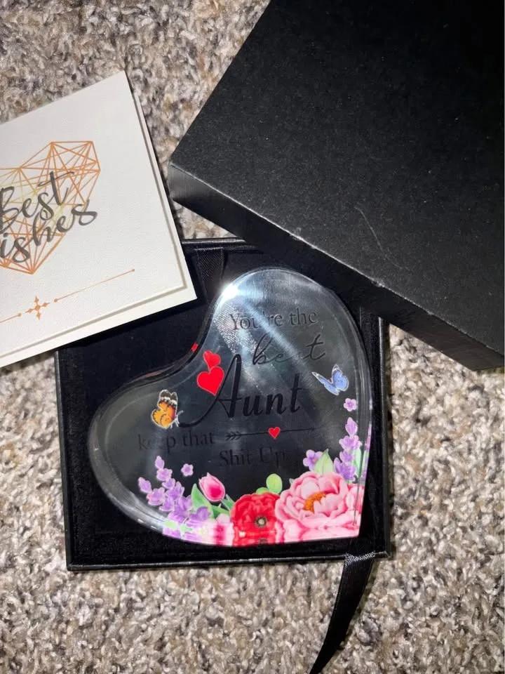 Brand New gift for Aunt image indicator(3)