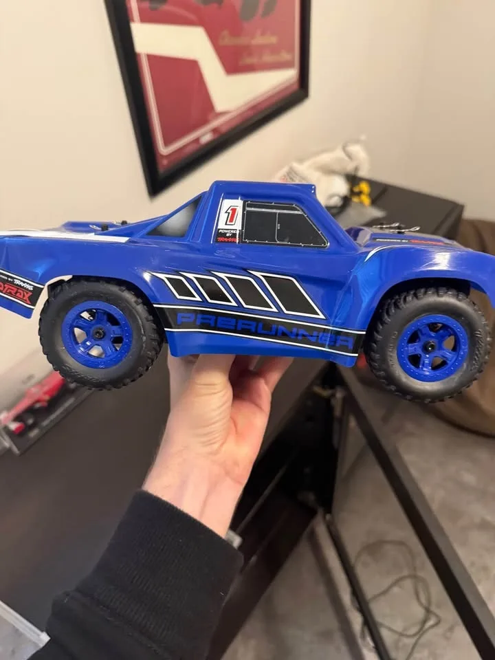 Traxxas LaTrax R/C Car image indicator(2)