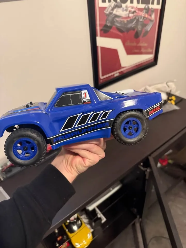 Traxxas LaTrax R/C Car image indicator(3)