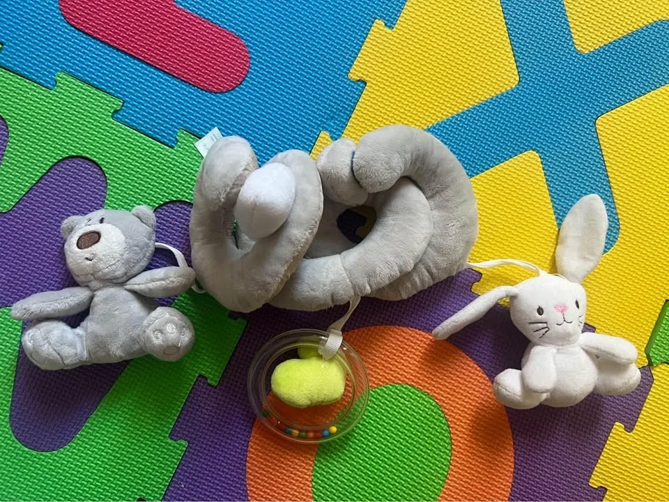 Brand New Baby Bed Rail Toy image indicator(2)