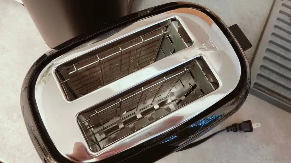 Proctor Silex 2 Slice Black Toaster image indicator(2)