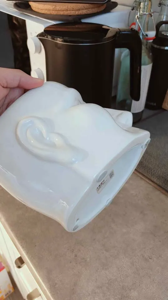 White Face Vase image indicator(2)