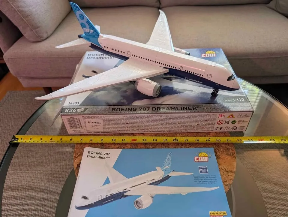 COBI Boeing 787 (assembled brick model) image indicator(3)