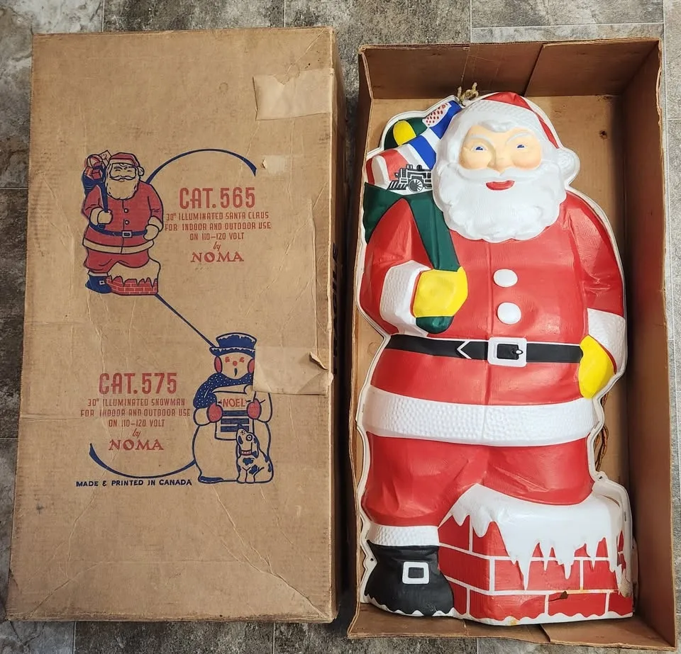 Vintage NOMA 1950s Blow Mold Santa in Box - Lights Up image indicator(2)