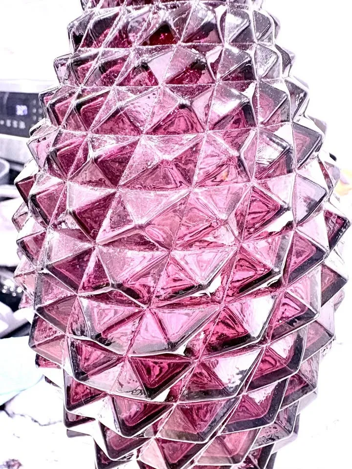 Purple Glass Decanter image indicator(2)