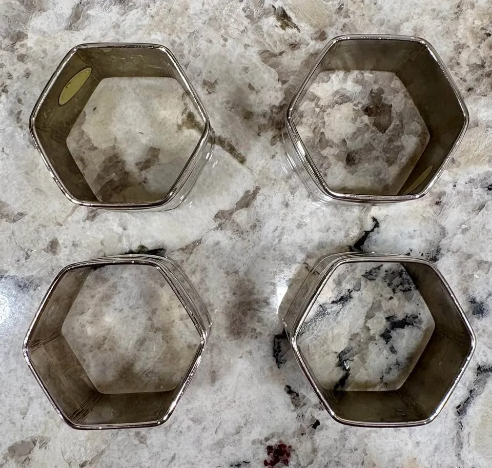 Set of 4 Silver Plate Napkin Rings image indicator(4)