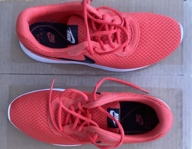 Men's Nike Tanjun Shoes (Tangerine / Black) - 11.5 - photo 3