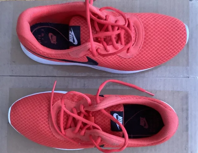 Men's Nike Tanjun Shoes (Tangerine / Black) - 11.5 image indicator(3)