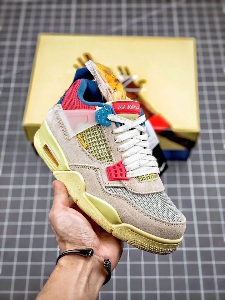 BRAND NEW UNION LA JORDANS FOR SALE! (All sizes)