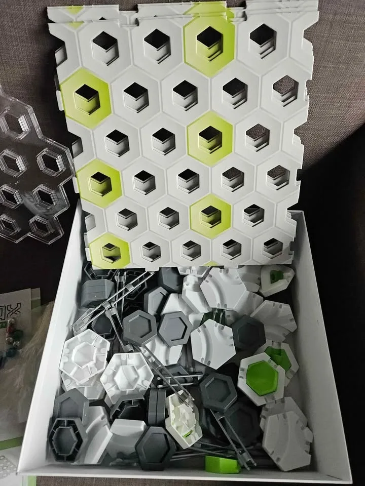 Game Experience the Power of Gravity image indicator(3)