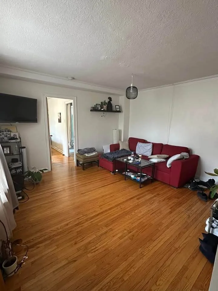 1 Bed 1 Bath - Apartment image indicator(2)