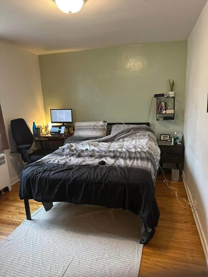 1 Bed 1 Bath - Apartment image indicator(6)
