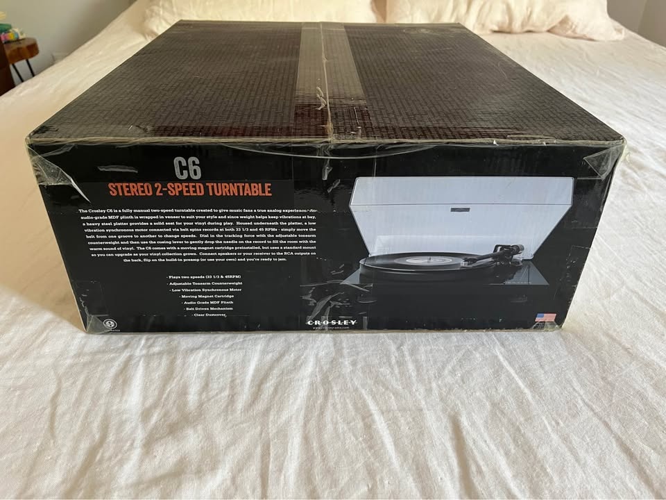 Crosley C6 2-Speed Stereo Turntable - photo 2