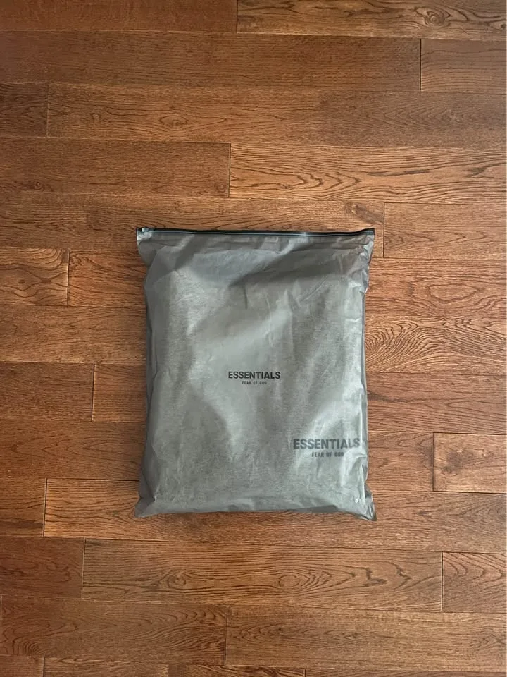 Dark Oatmeals Essentials Hoodie (Large) image indicator(8)