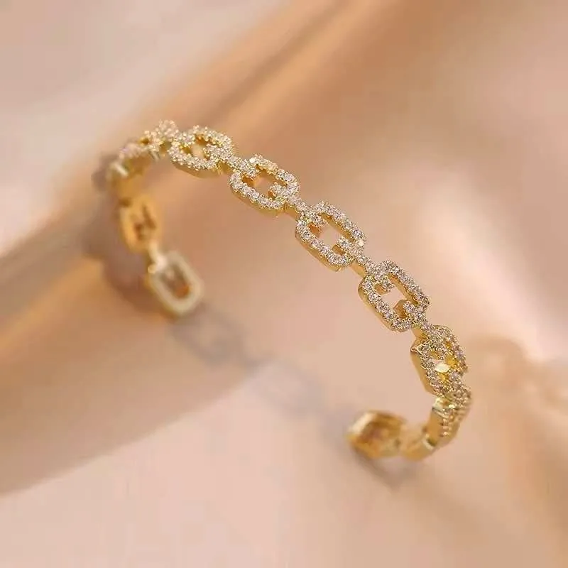 Classic design Bangel